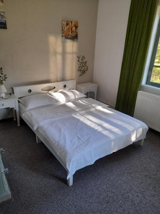 Casa Gabriela Holiday home *